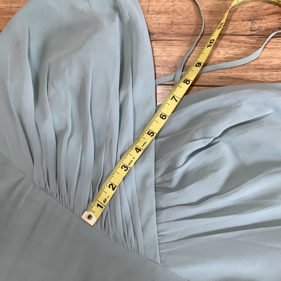 Host Pick 🌟Sage green long evening gown 16 👗 - Picture 13 of 15